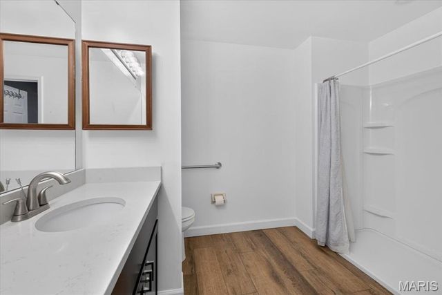 1608 Lake Knoll Drive 1A, Lake St Louis, MO 63367