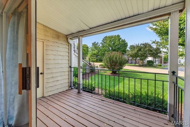 1608 Lake Knoll Drive 1A, Lake St Louis, MO 63367