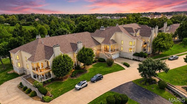 1608 Lake Knoll Drive 1A, Lake St Louis, MO 63367