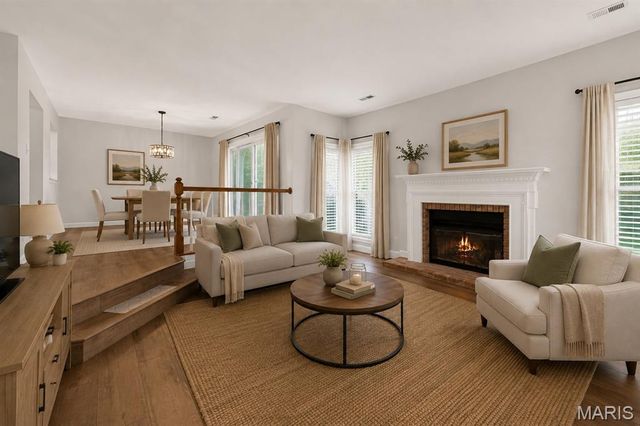 1608 Lake Knoll Drive 1A, Lake St Louis, MO 63367