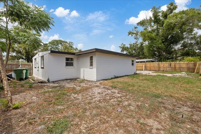 4104 W MONTGOMERY TERRACE, Tampa, FL 33616