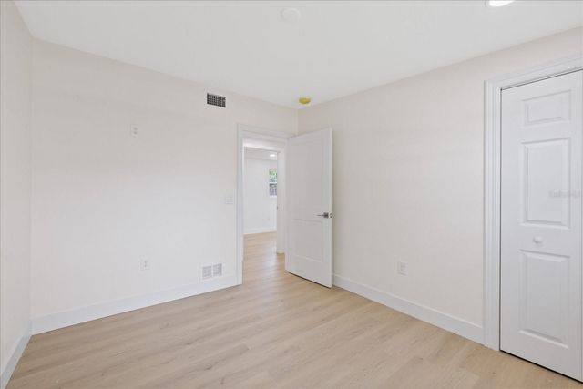 4104 W MONTGOMERY TERRACE, Tampa, FL 33616