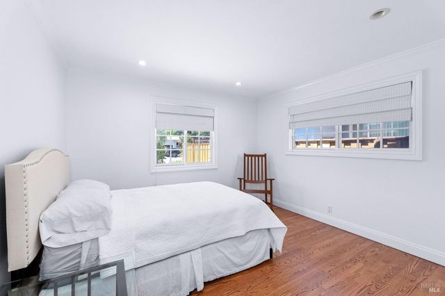 1040 Valley View St, St. Helena, CA 94574