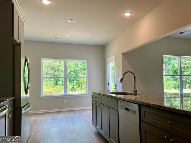 516 Tenney Nelson Road, Grantville, GA 30220