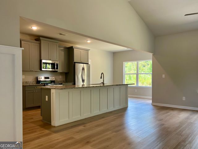 516 Tenney Nelson Road, Grantville, GA 30220