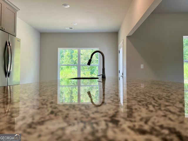 516 Tenney Nelson Road, Grantville, GA 30220