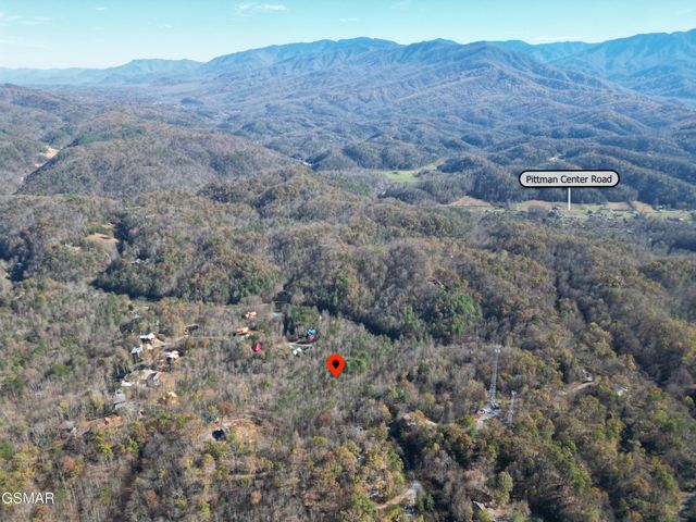 76 Grassy Branch Loop, Sevierville, TN 37876