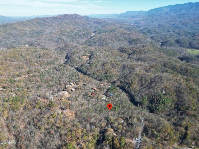 76 Grassy Branch Loop, Sevierville, TN 37876