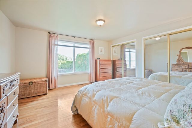 1112 N 38th Street, Renton, WA 98056