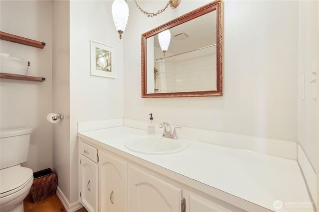 1112 N 38th Street, Renton, WA 98056