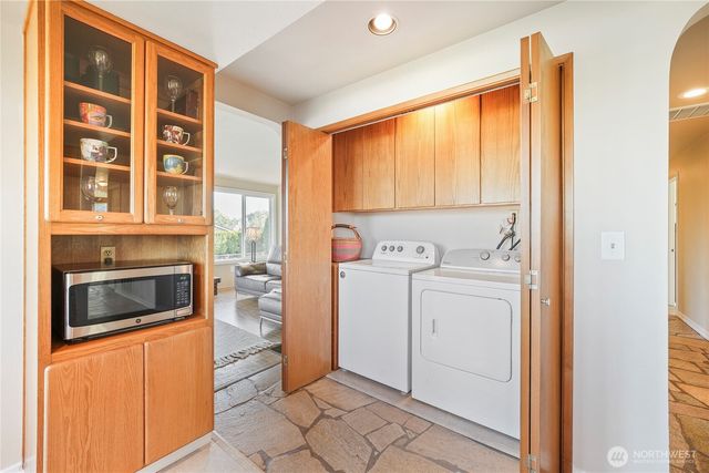 1112 N 38th Street, Renton, WA 98056