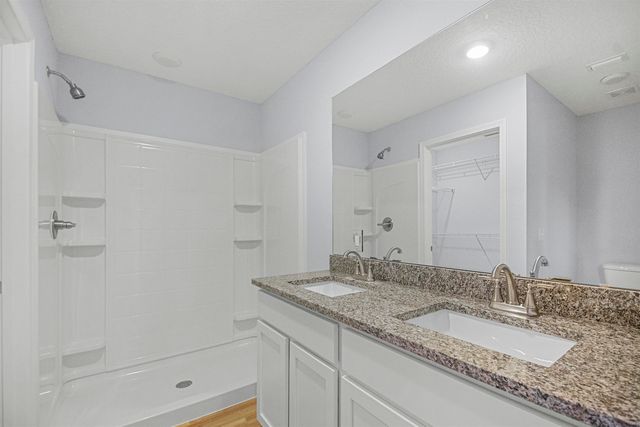 475 S Woodlawn St, St Augustine, FL 32084