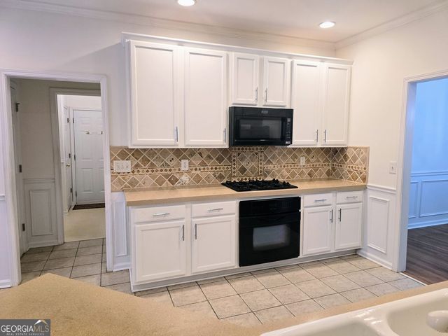 6860 Deer Creek Trace, Stone Mountain, GA 30087