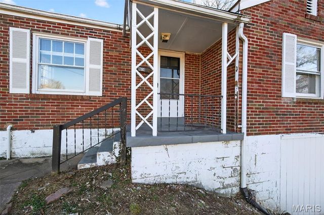 8616 Kendale Drive, Unincorporated, MO 63121