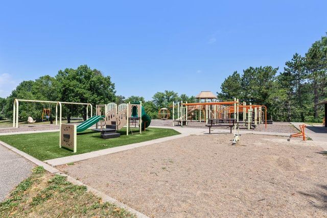 3630 Quaker Lane N, Plymouth, MN 55441