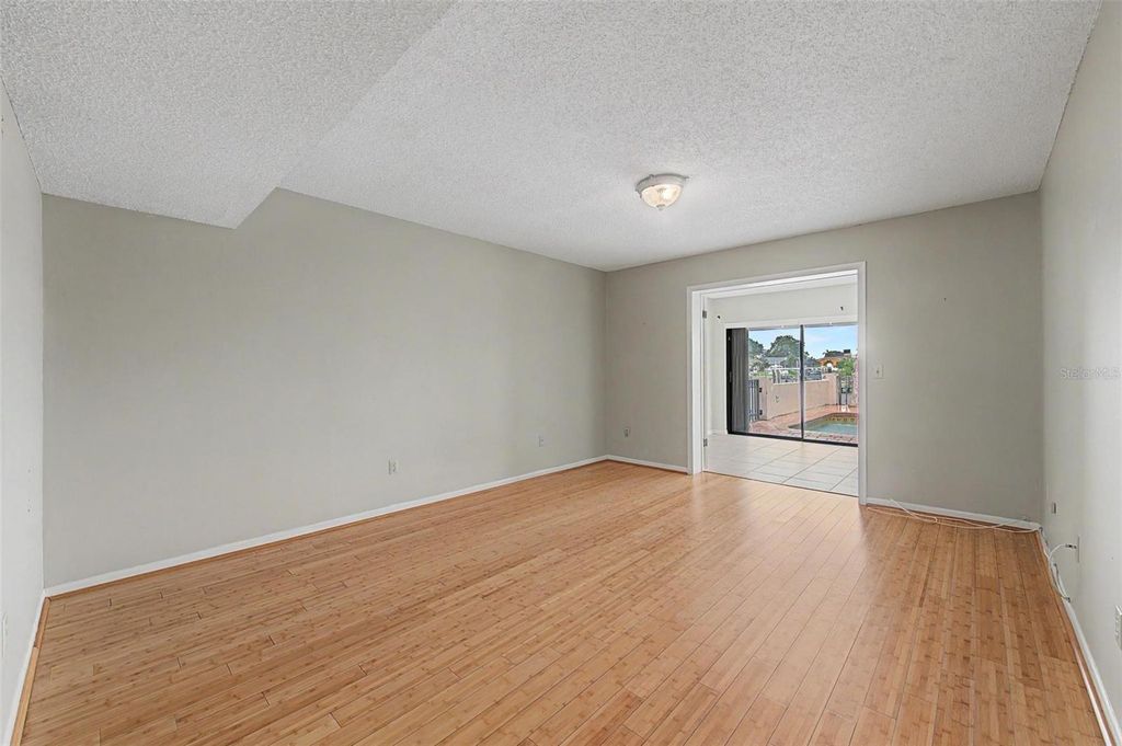 Image 45 of property listing at 7011 PELICAN ISLAND DRIVE, Tampa, FL 33634