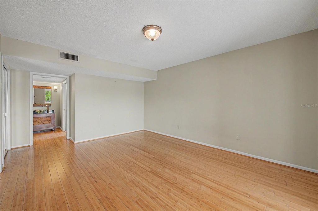 Image 47 of property listing at 7011 PELICAN ISLAND DRIVE, Tampa, FL 33634