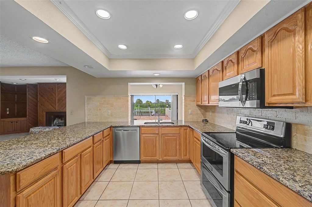 Image 48 of property listing at 7011 PELICAN ISLAND DRIVE, Tampa, FL 33634