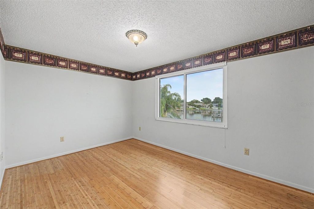 Image 63 of property listing at 7011 PELICAN ISLAND DRIVE, Tampa, FL 33634