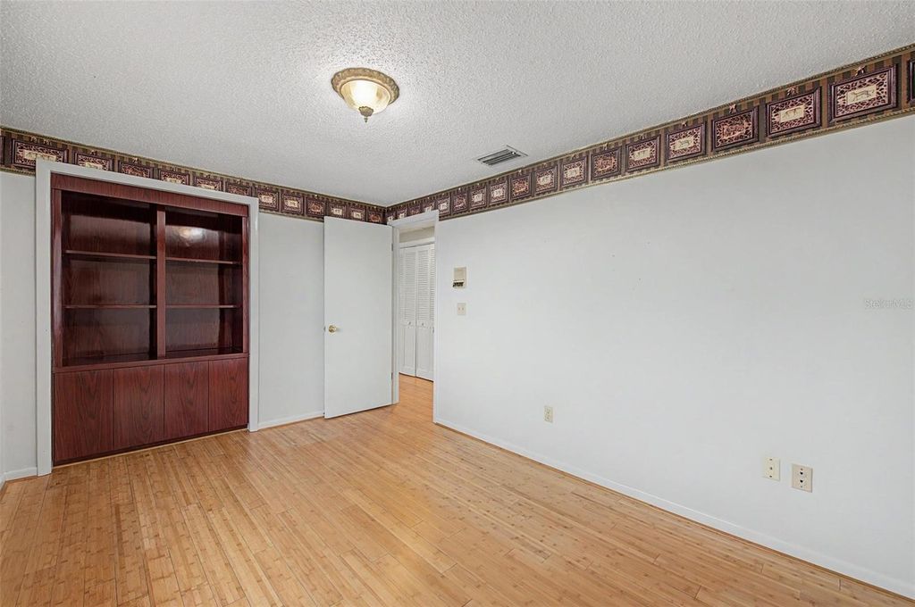 Image 67 of property listing at 7011 PELICAN ISLAND DRIVE, Tampa, FL 33634