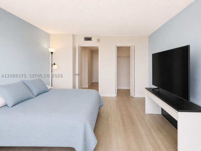 200 Leslie Dr 727, Hallandale Beach, FL 33009