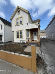 317 Victory Avenue, Schenectady, NY 12307