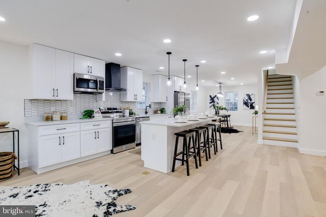 7925 E END DR, Baltimore, MD 21226