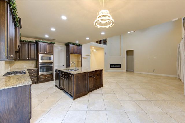 11227 Dunstan Hill Drive, Richmond, TX 77407