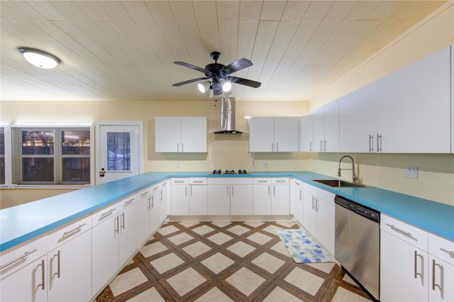 11227 Dunstan Hill Drive, Richmond, TX 77407
