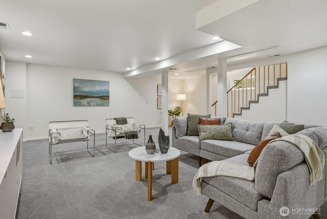2859 NW 57th Street, Seattle, WA 98107