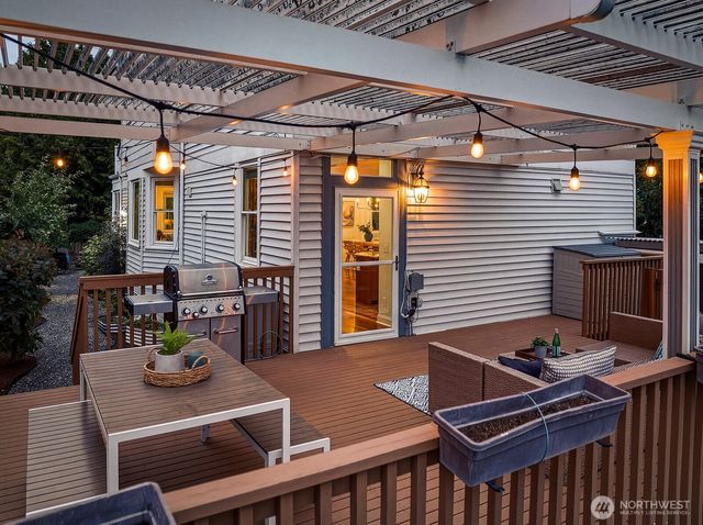 2859 NW 57th Street, Seattle, WA 98107