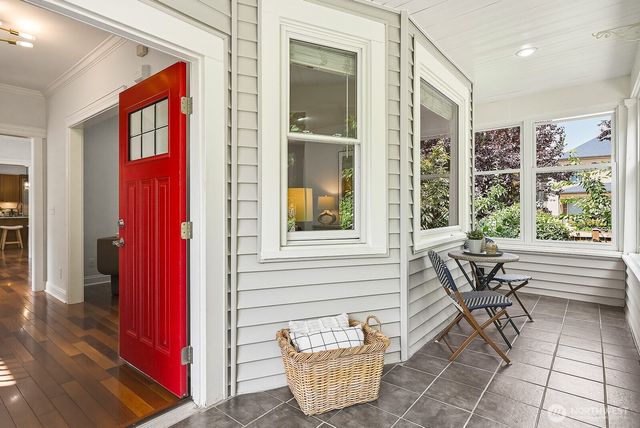 2859 NW 57th Street, Seattle, WA 98107