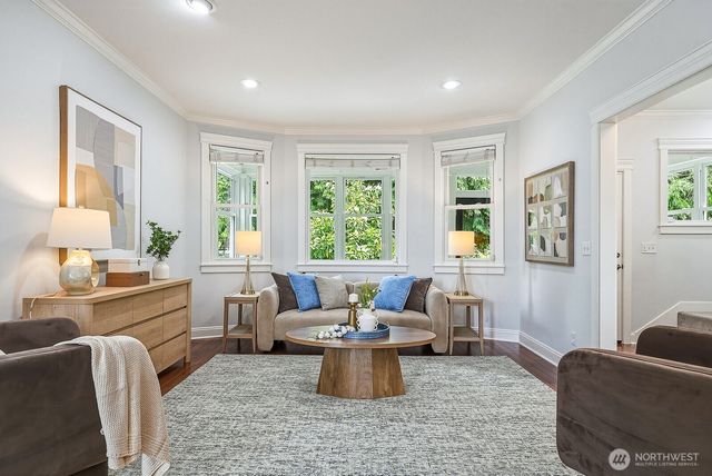 2859 NW 57th Street, Seattle, WA 98107
