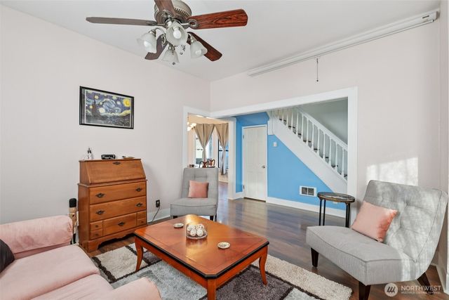 3222 Kromer Avenue, Everett, WA 98201