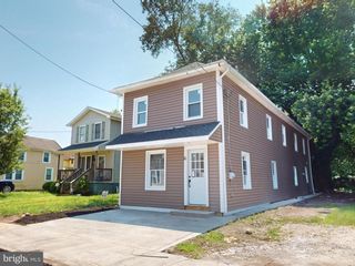 6 W GRIFFITH STREET, Penns Grove, NJ 08069
