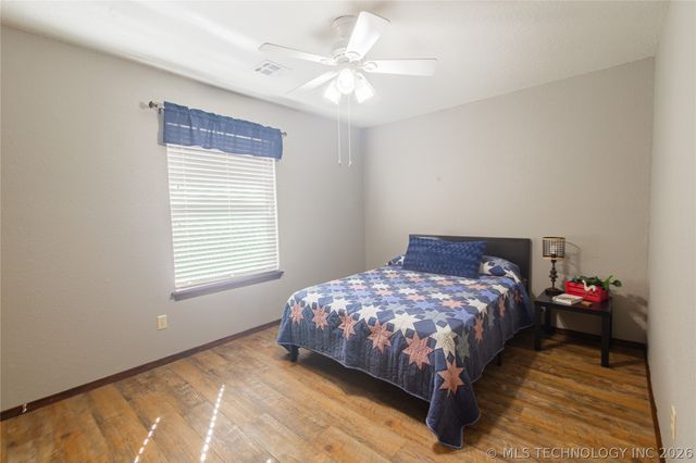 17916 E 96th Street North, Owasso, OK 74055