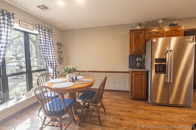 17916 E 96th Street North, Owasso, OK 74055