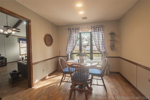 17916 E 96th Street North, Owasso, OK 74055