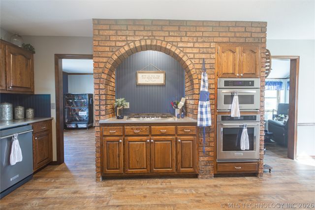 17916 E 96th Street North, Owasso, OK 74055