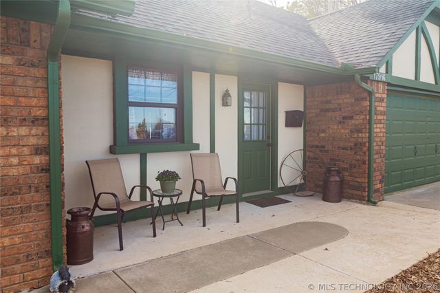 17916 E 96th Street North, Owasso, OK 74055