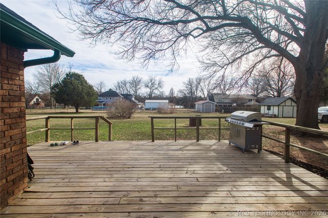 17916 E 96th Street North, Owasso, OK 74055