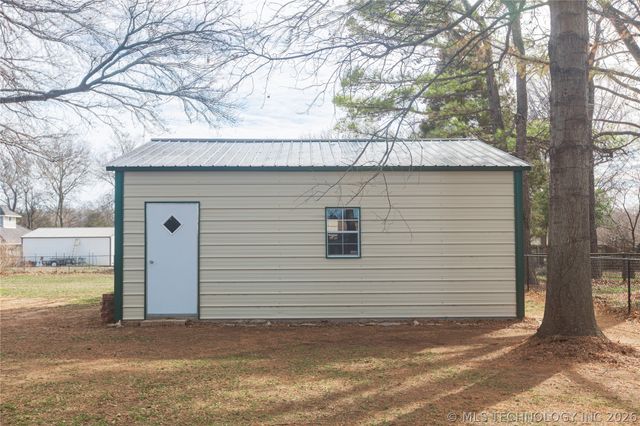 17916 E 96th Street North, Owasso, OK 74055