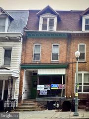 362 S CENTRE ST, Pottsville, PA 17901