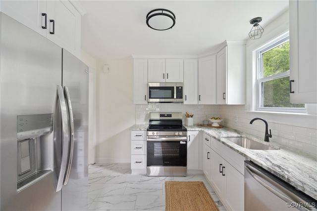 8467 Shady Grove Rd, Mechanicsville, VA 23116