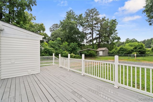 8467 Shady Grove Rd, Mechanicsville, VA 23116