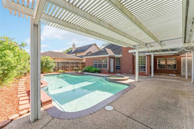 16322 Hazy Pines Court, Pasadena, TX 77059