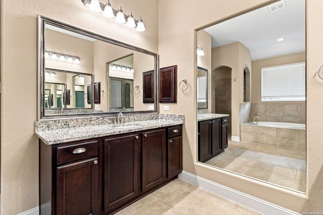 29509 KEARNEY RDG, Fair Oaks Ranch, TX 78015