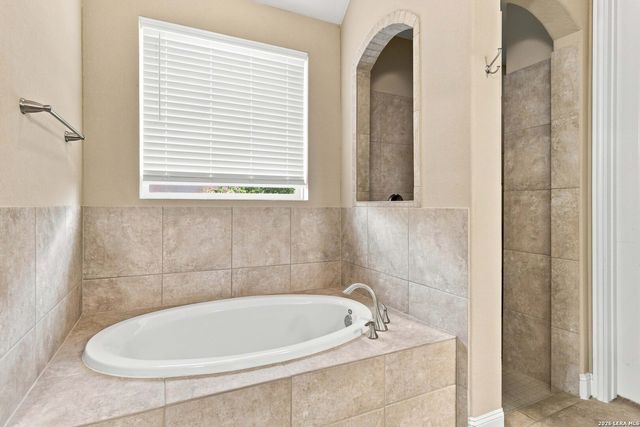 29509 KEARNEY RDG, Fair Oaks Ranch, TX 78015