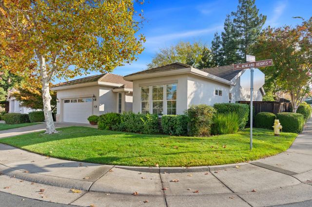 4362 Newland Heights Dr, Rocklin, CA 95765