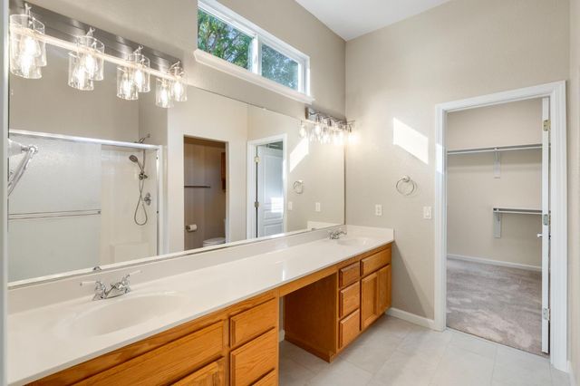 4362 Newland Heights Dr, Rocklin, CA 95765